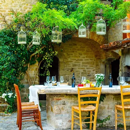 Pieve Del Borgo 6&2, Emma