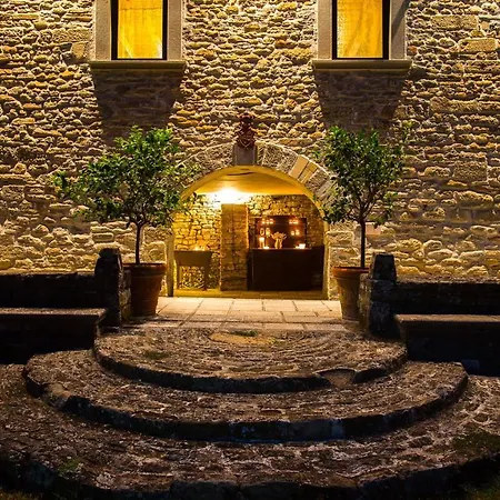 Villa Pieve Del Borgo 6&2, Emma Santa Sofia