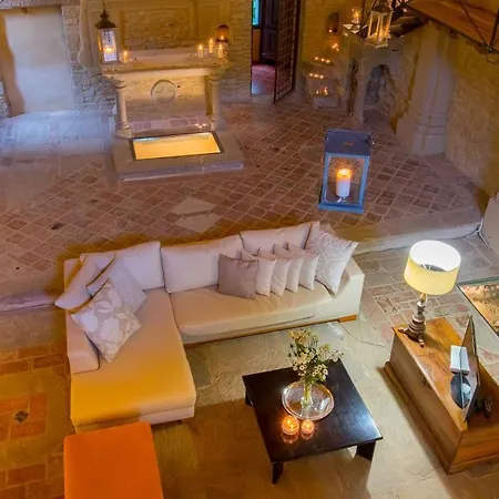 Villa Pieve Del Borgo 6&2, Emma Santa Sofia